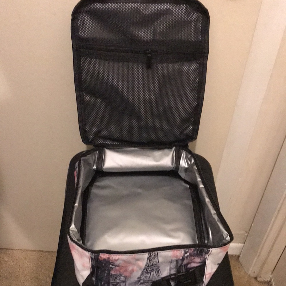 Stylish Pink and Black Eiffel Tower Women Lunch Bag - Picture 4 of 8